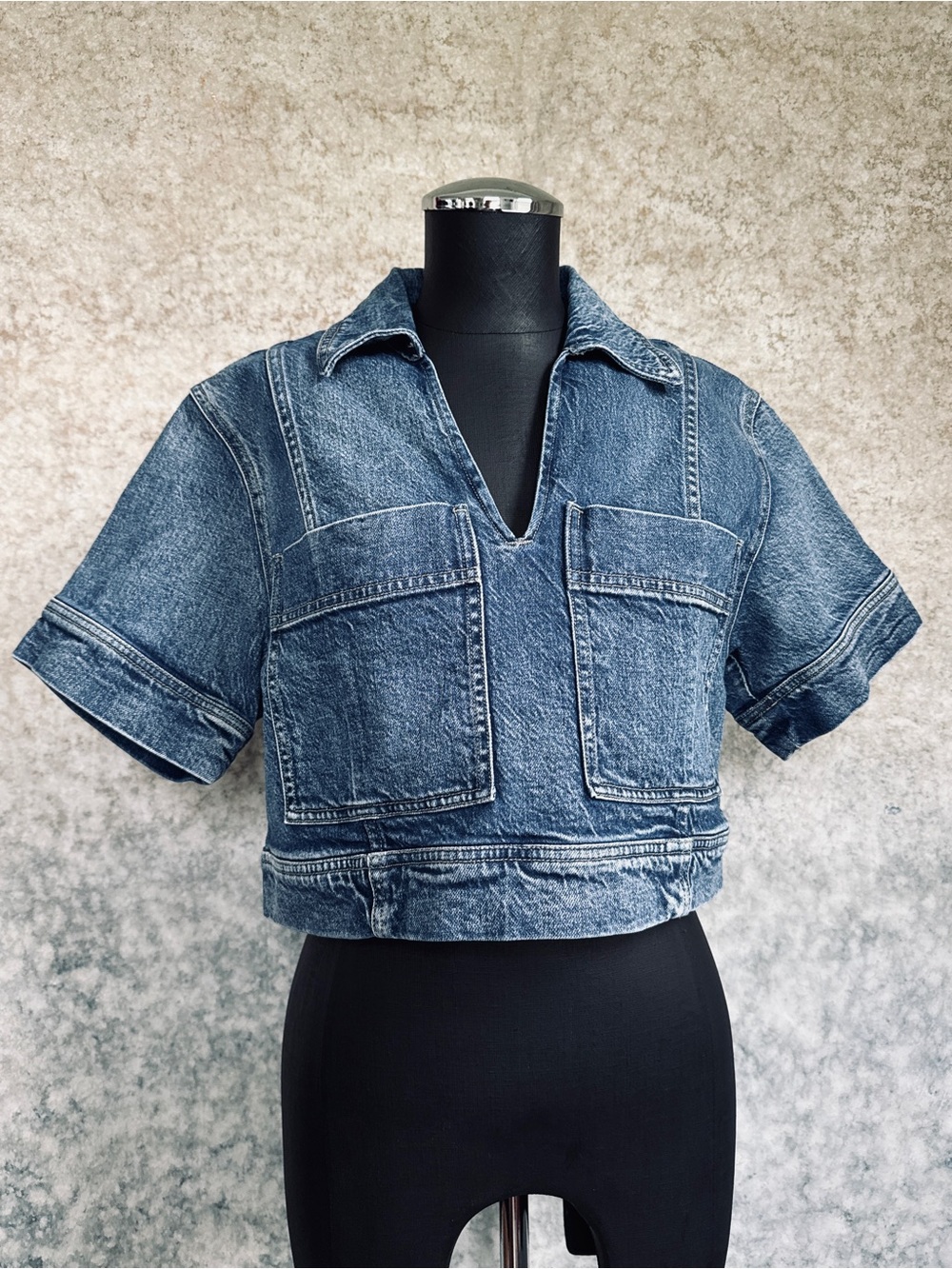 Habitual Boxy Cropped Denim Top - M